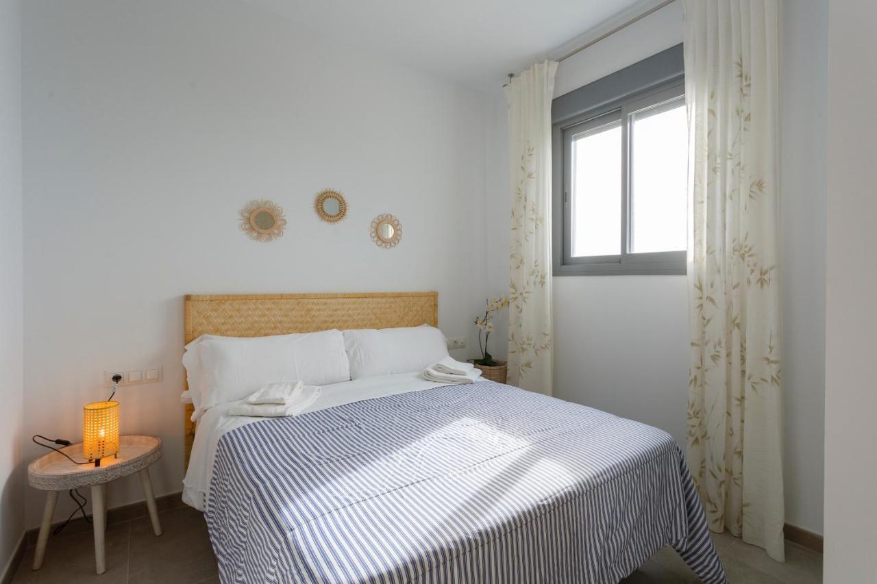 Poseidon Beach Apartment & Parking By Cadiz4Rentals Bagian luar foto