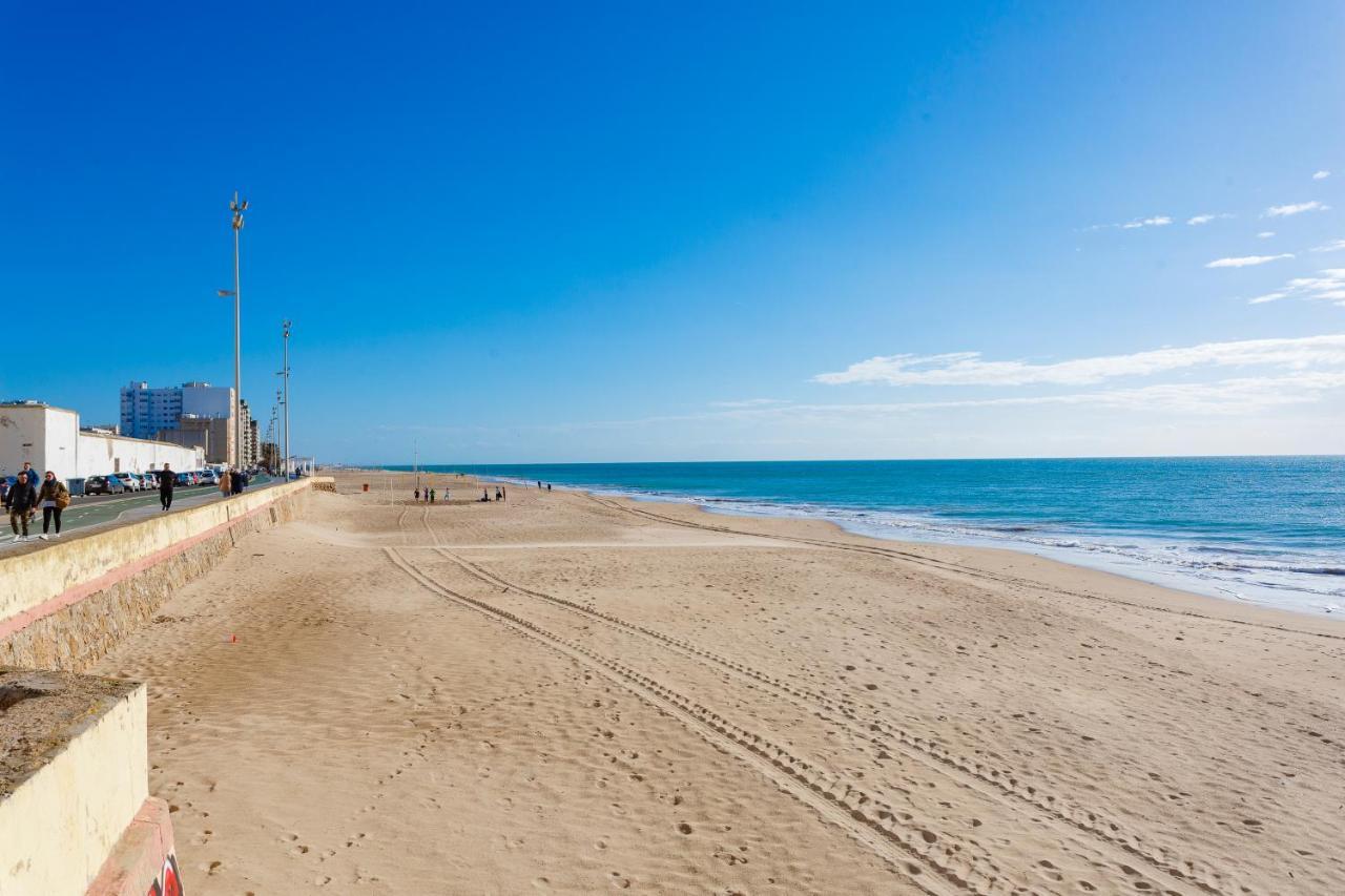 Poseidon Beach Apartment & Parking By Cadiz4Rentals Bagian luar foto