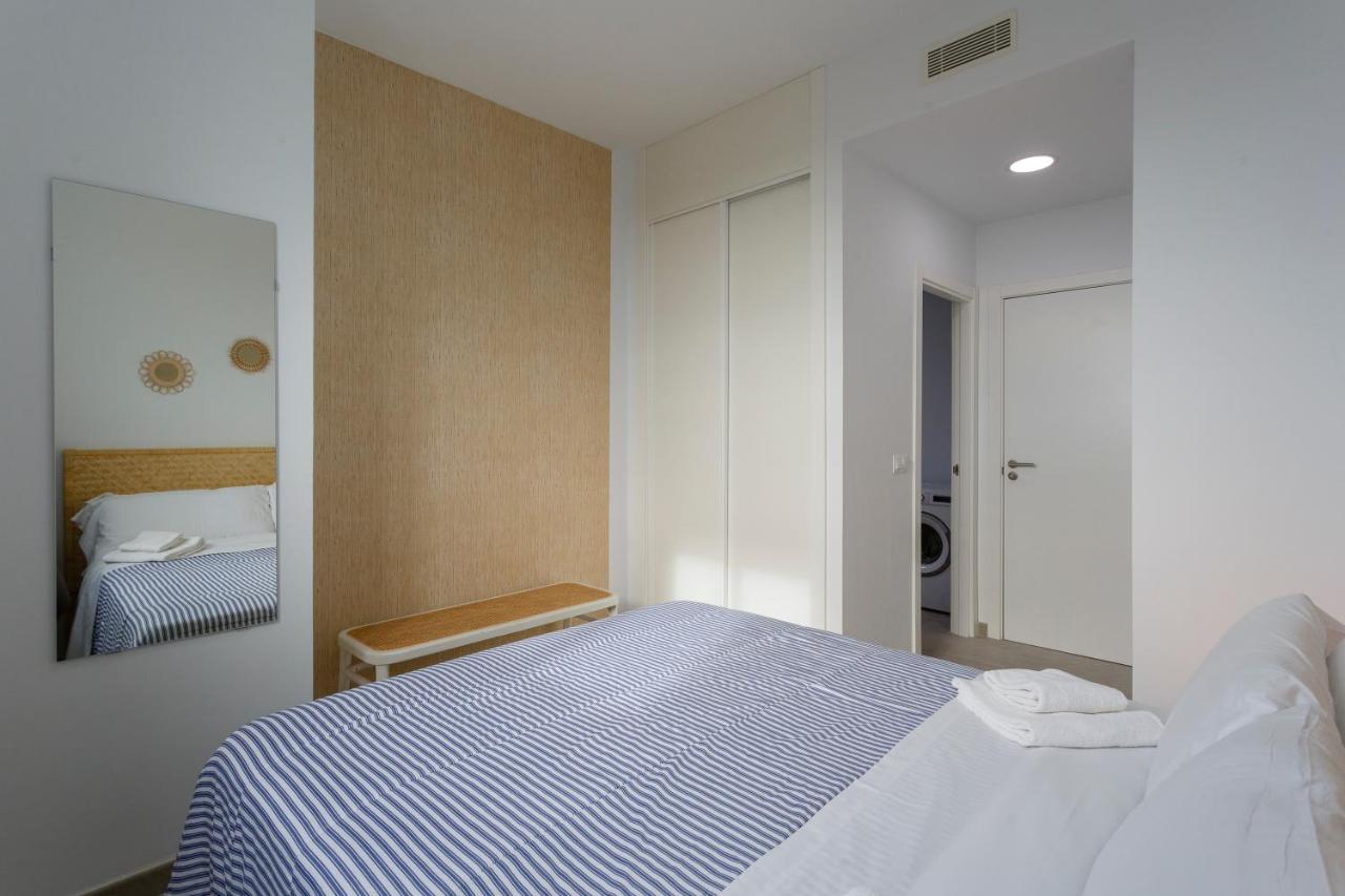 Poseidon Beach Apartment & Parking By Cadiz4Rentals Bagian luar foto